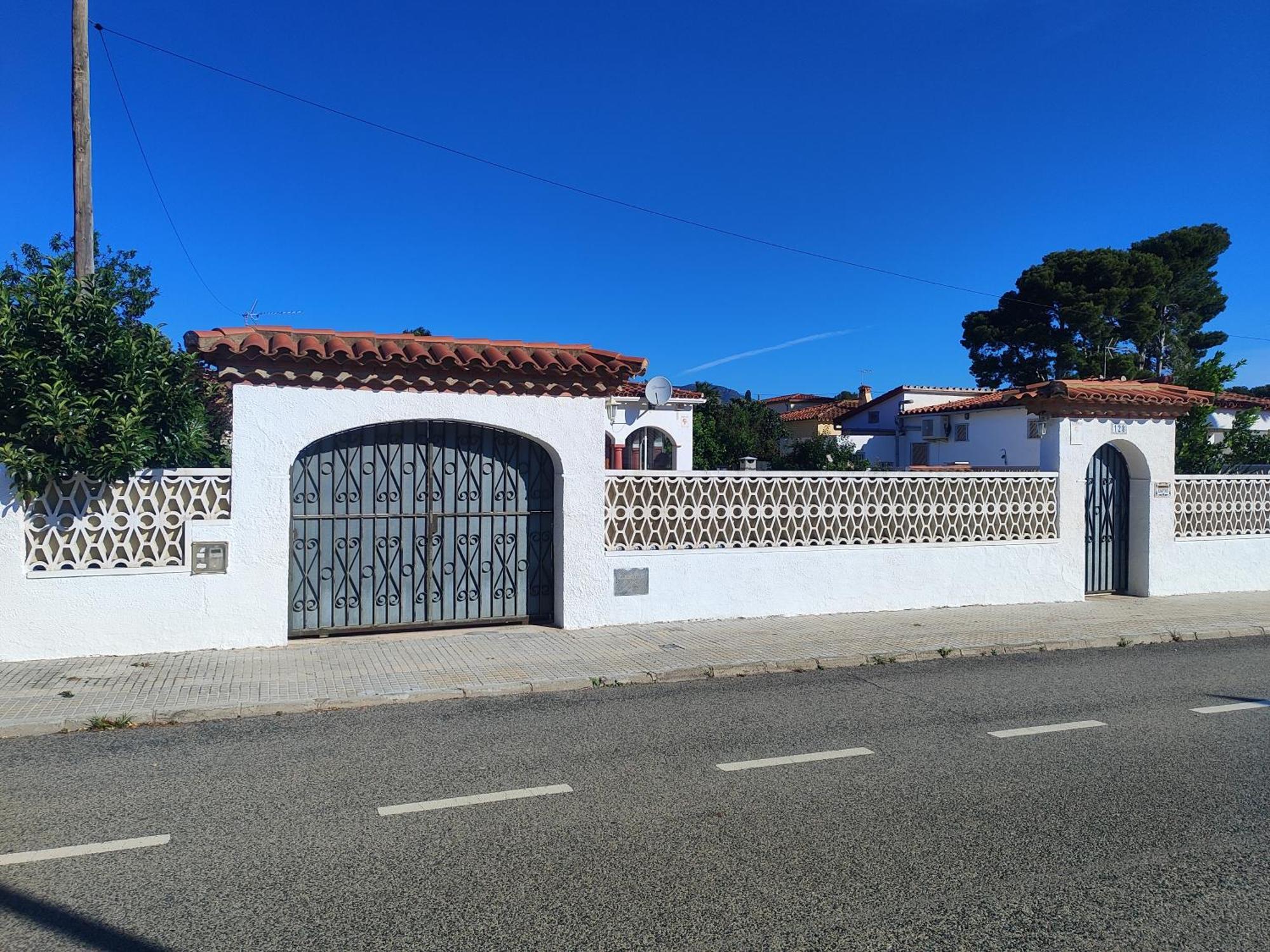 Villa Casa En Miami Platja  Exterior foto